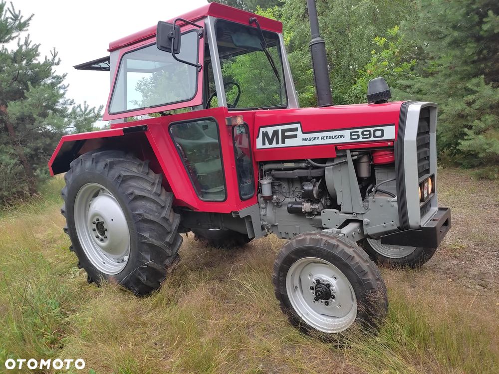Massey Ferguson Ferguson 590 - 1