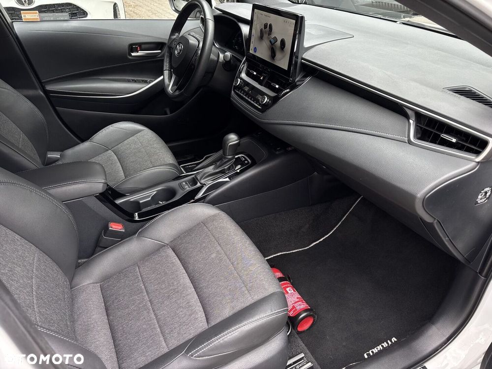 Toyota Corolla 1.8 Hybrid Style - 15