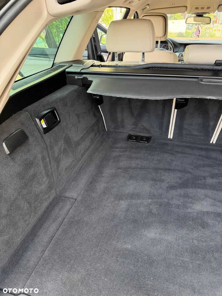 BMW Seria 5 520d - 11