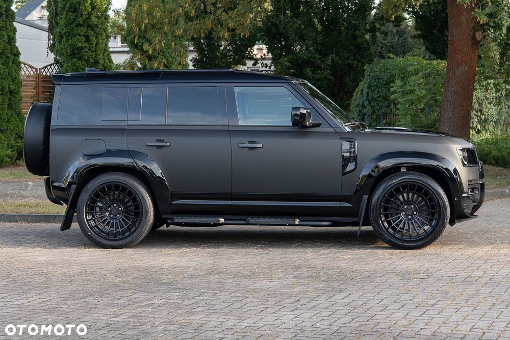 Land Rover Defender 3.0 D300 mHEV X-Dynamic SE - 3