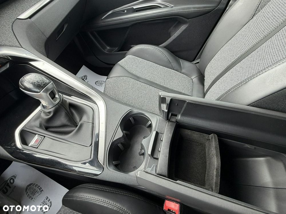 Peugeot 3008 1.6 BlueHDi Allure S&S - 23