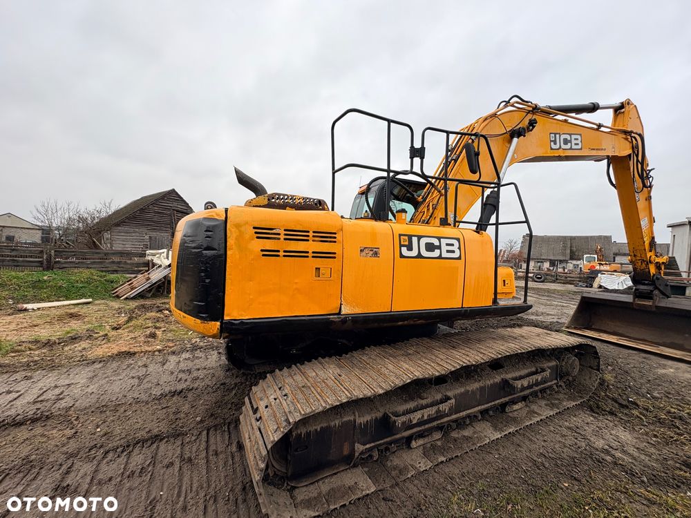 JCB LC+T4F - 2