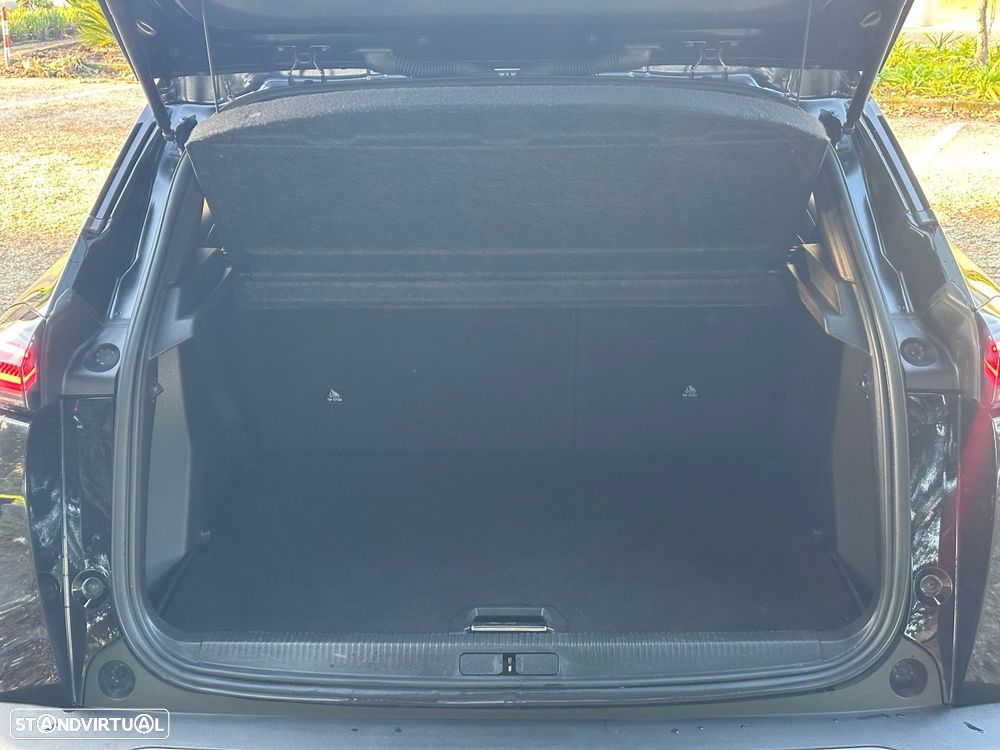 Peugeot 2008 1.2 PureTech Allure Pack - 19