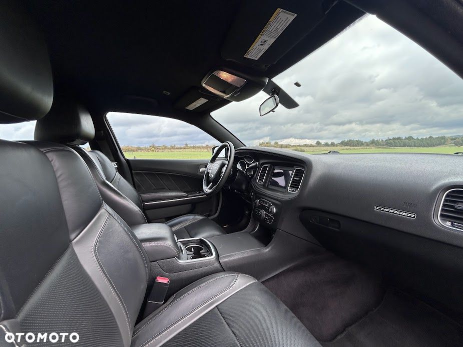 Dodge Charger 5.7 R/T - 11