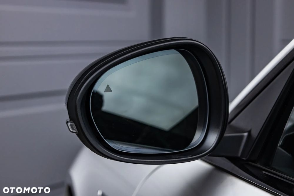 Alfa Romeo Giulia 2.0 Turbo 16V AT8-Q4 Veloce - 12