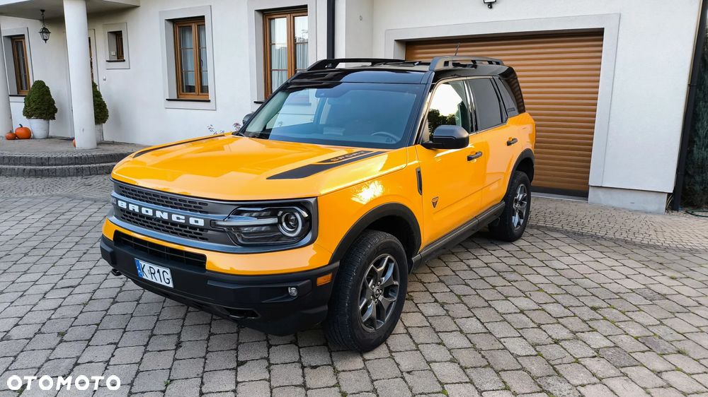 Ford Bronco - 4