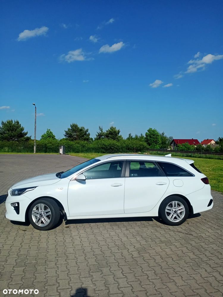 Kia Ceed 1.6 CRDi mHEV S - 4