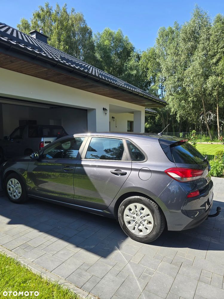 Hyundai i30 1.6 D Classic + - 5