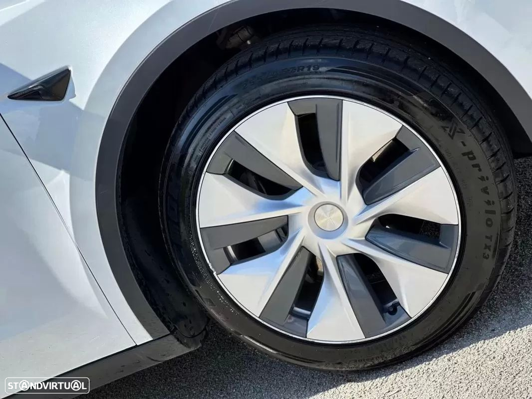 Tesla Model Y Tração Traseira - 13