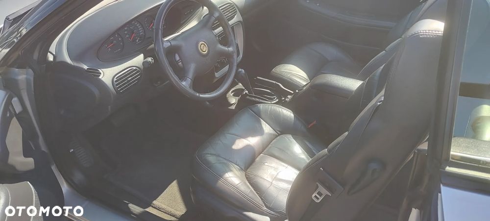 Chrysler Stratus LX 2.5 - 15