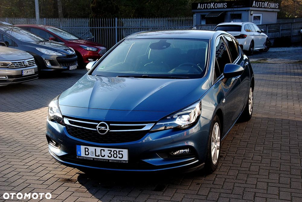 Opel Astra 1.6 CDTI DPF ecoFLEX Start/Stop Exklusiv - 1