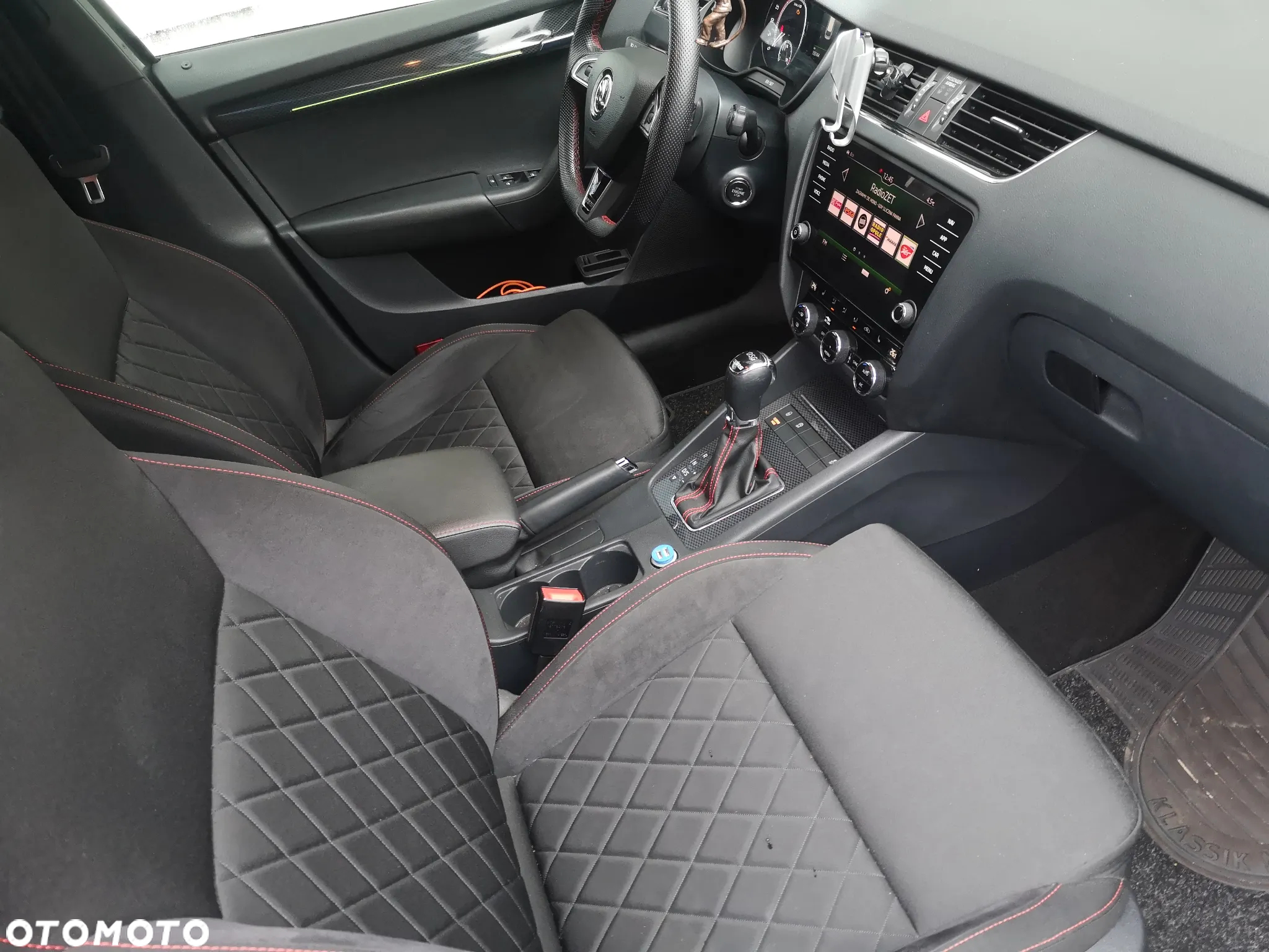Skoda Octavia 2.0 TDI DSG RS - 12
