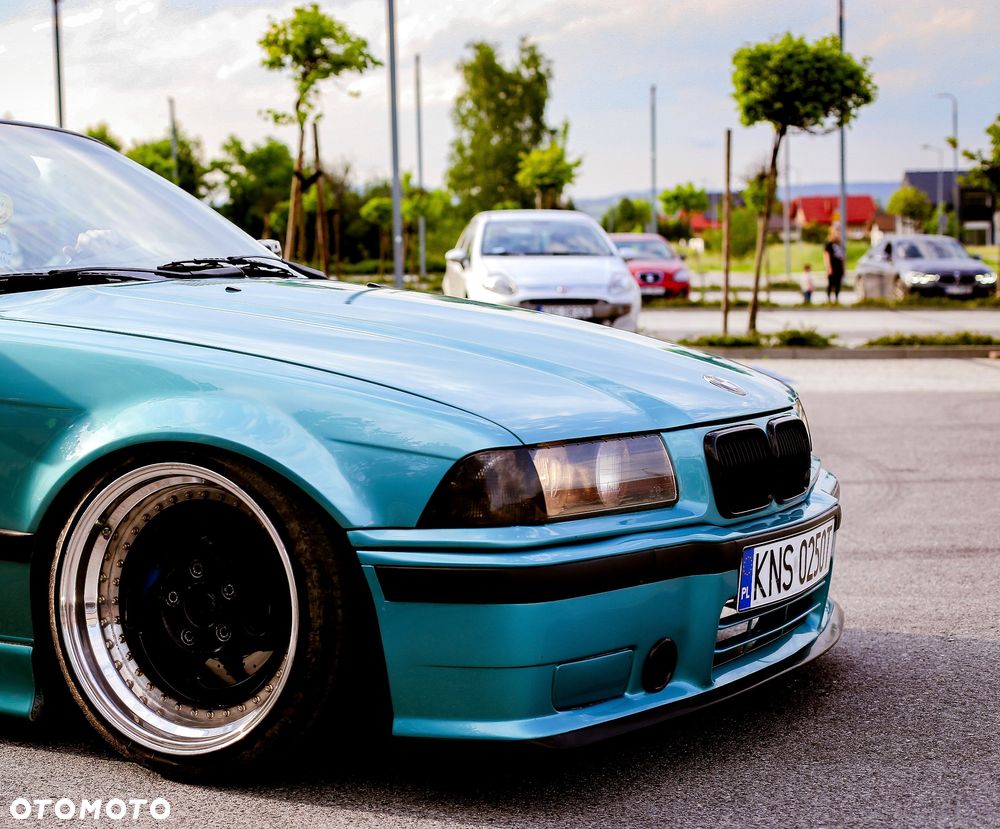 BMW Seria 3 328i Cabriolet - 3