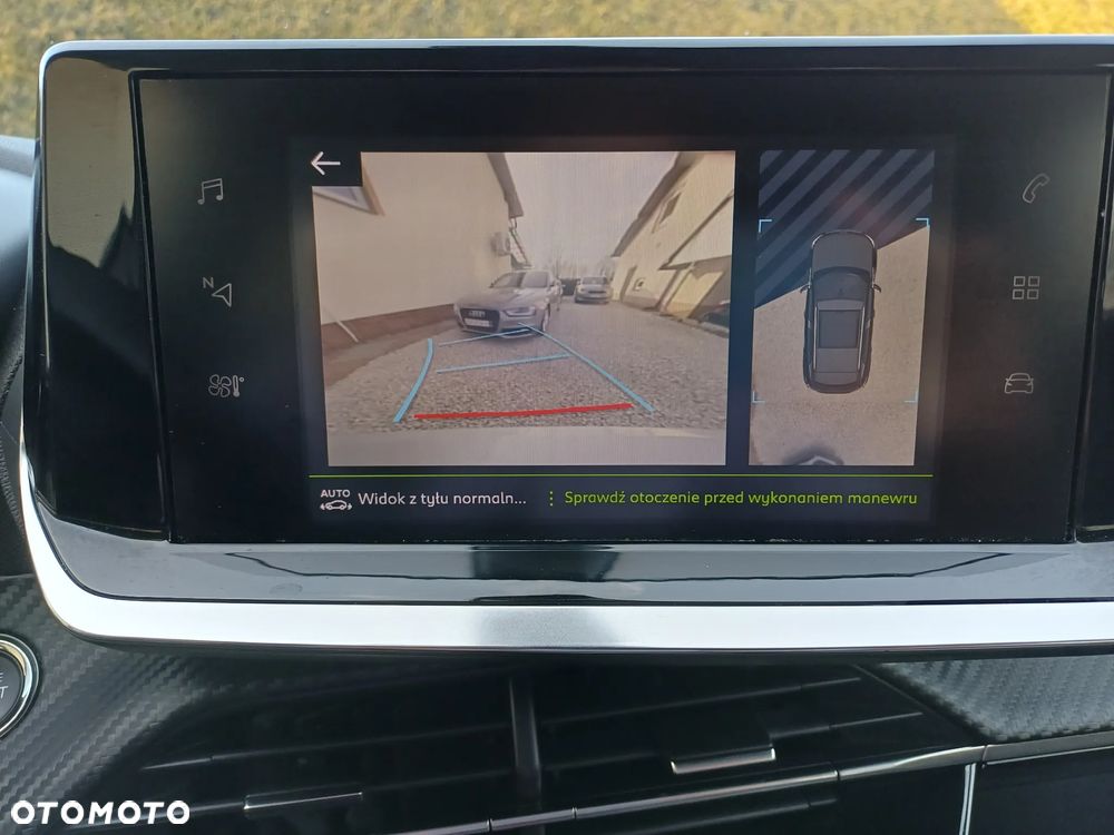 Peugeot 2008 1.5 BlueHDi Allure S&S - 22