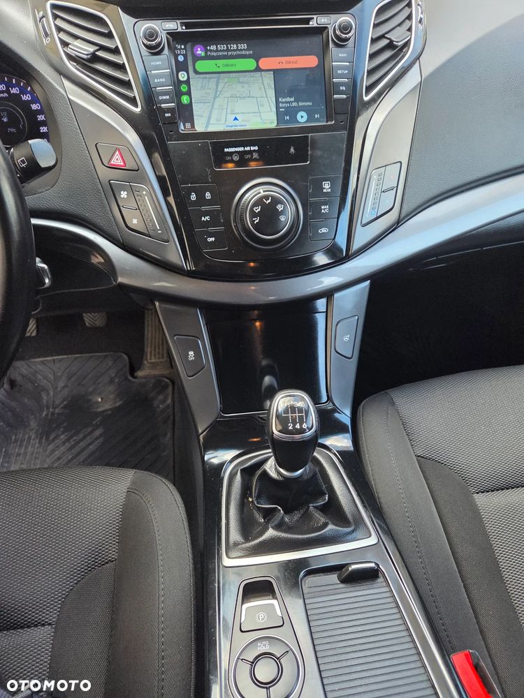 Hyundai i40 i40cw 1.6 Fifa World Cup Edition - 10