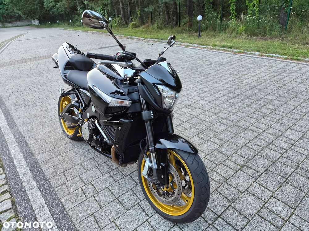 Suzuki GSX - 5