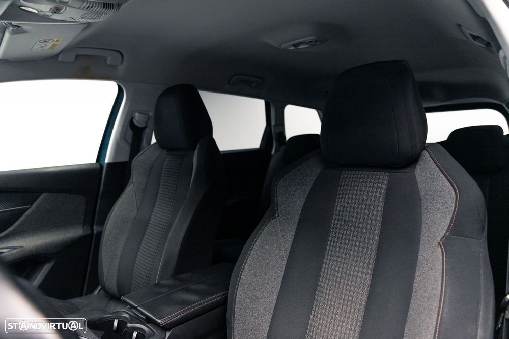 Peugeot 5008 1.6 BlueHDi Allure EAT6 - 19