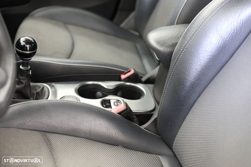 Fiat 500X 1.3 MJ City Cross S&S - 12