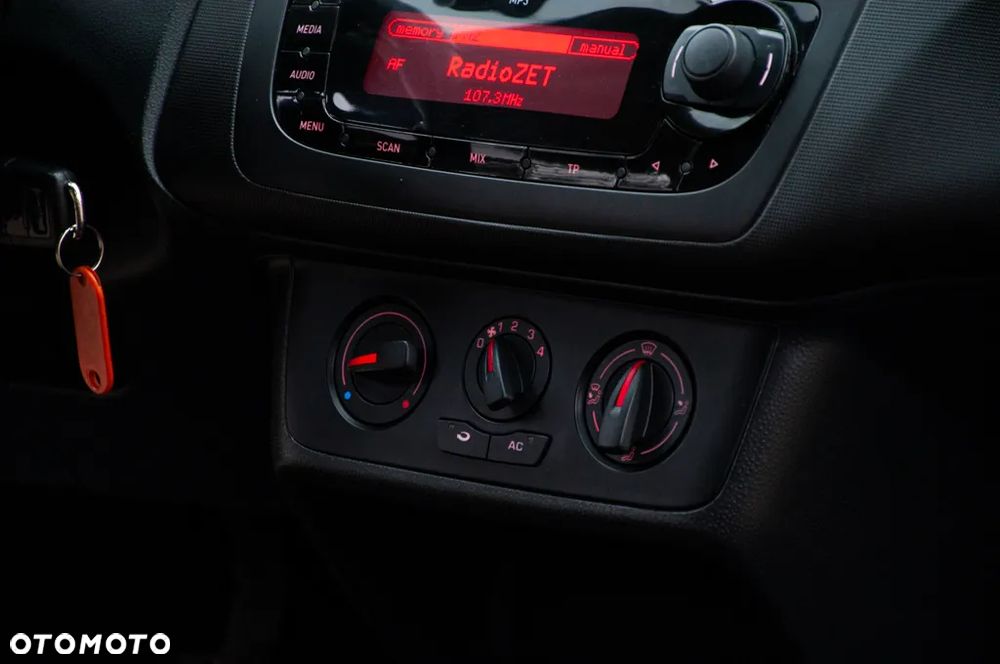 Seat Ibiza 1.6 16V Sport Edition - 22