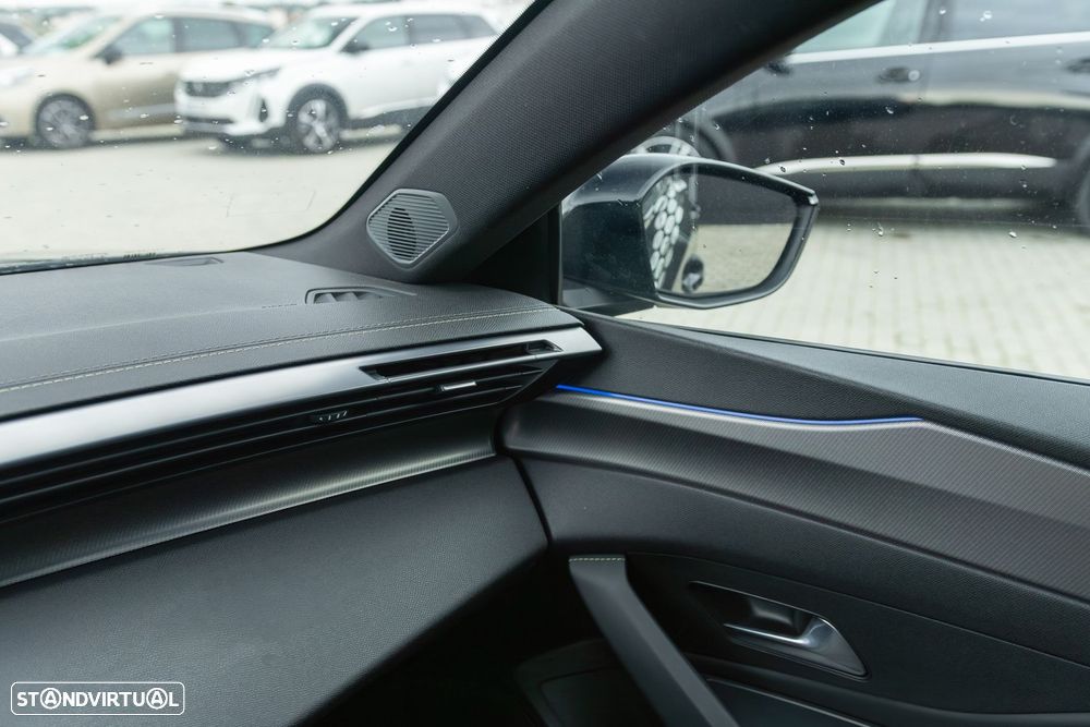 Peugeot 308 1.6 Hybrid GT e-EAT8 - 18