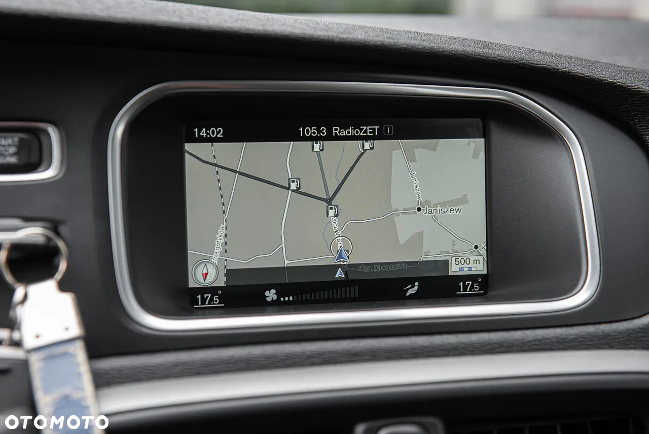 Volvo V40 - 20