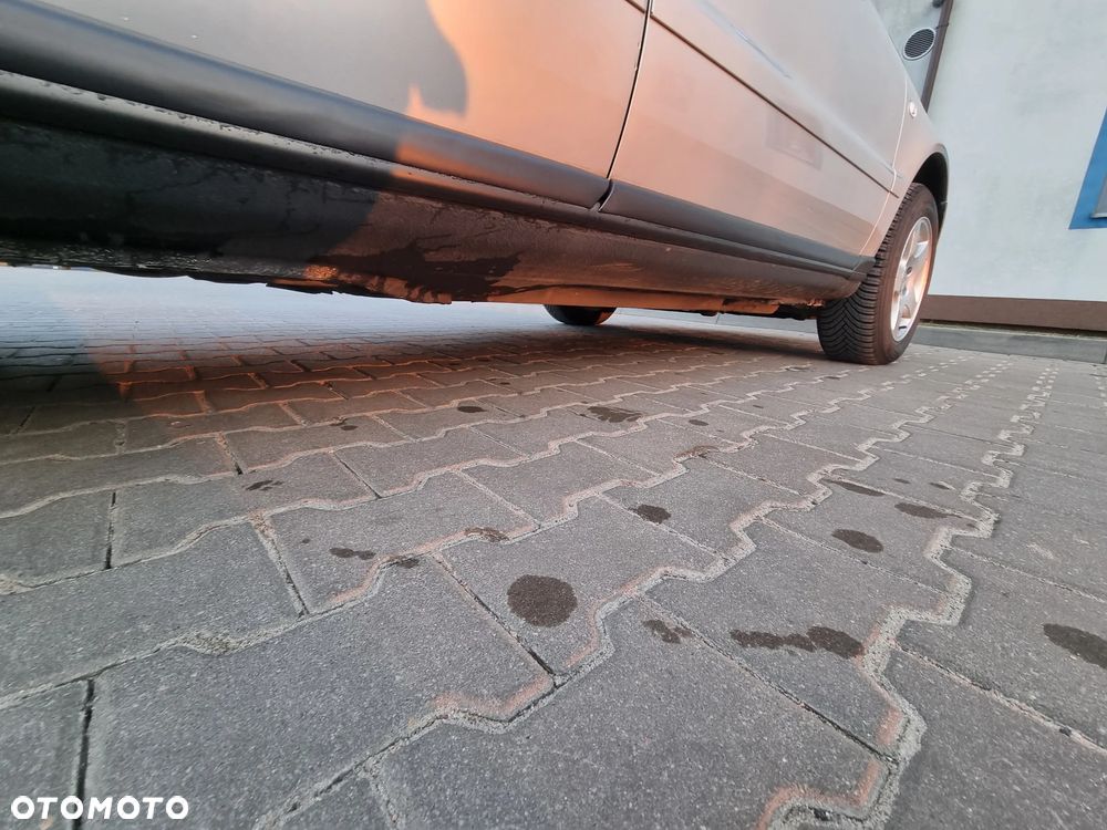 Audi A4 Limousine - 32