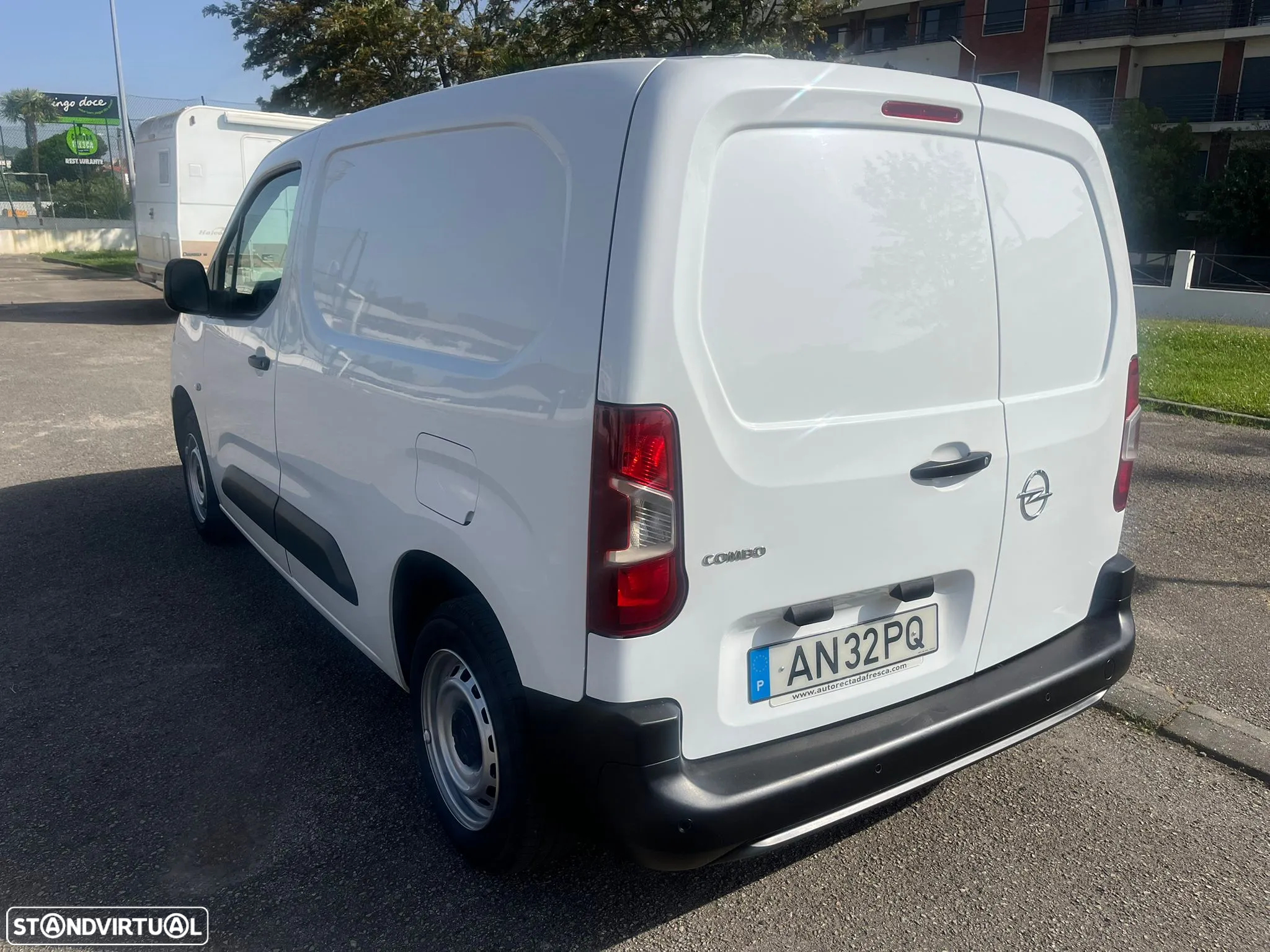 Opel COMBO 1.5 102cv 3 LUGARES - AC - IVA DEDUTÍVEL - 17