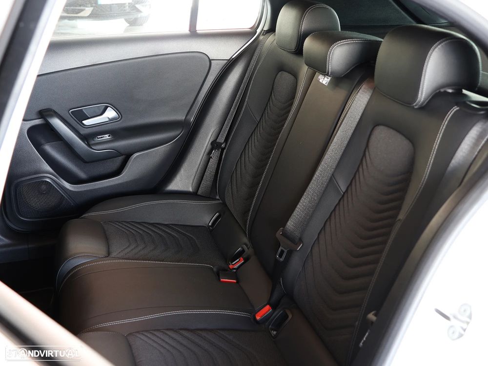 Mercedes-Benz A 180 d Style - 12