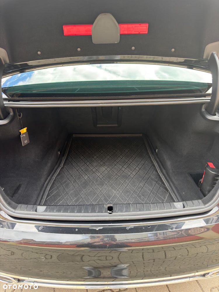 BMW Seria 7 740d xDrive - 15