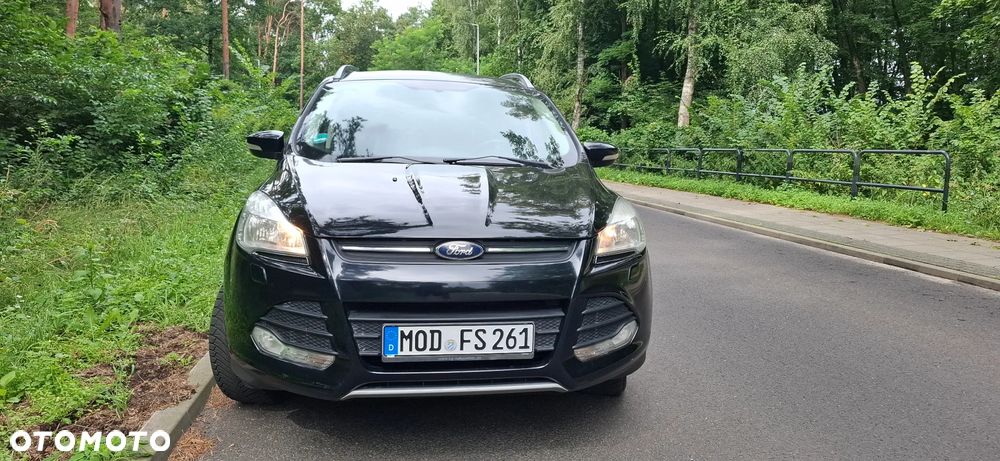Ford Kuga 2.0 TDCi 2x4 Titanium - 3