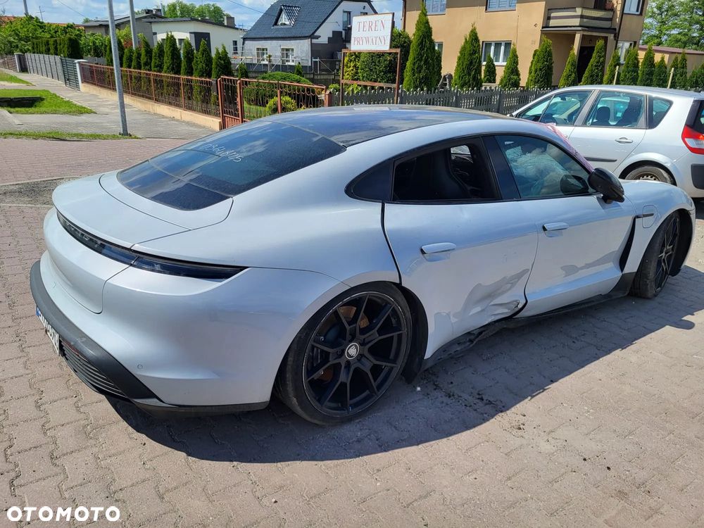 Porsche Taycan Sport Performancebatterie Plus - 11