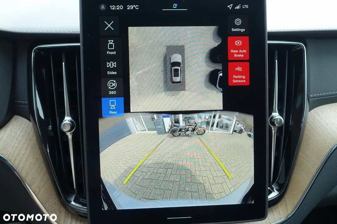 Volvo XC 60 B5 B AWD Core - 13