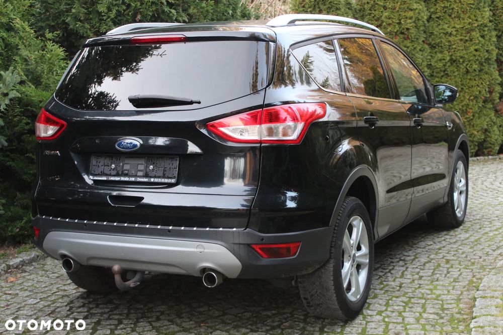 Ford Kuga 2.0 TDCi 2x4 Titanium - 19