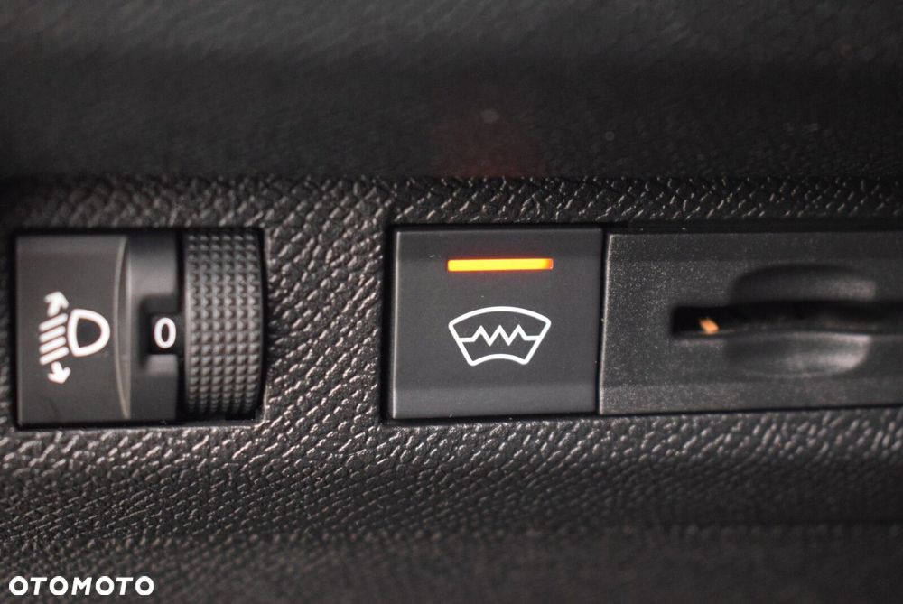 Peugeot 308 1.2 PureTech Allure S&S EAT8 - 25