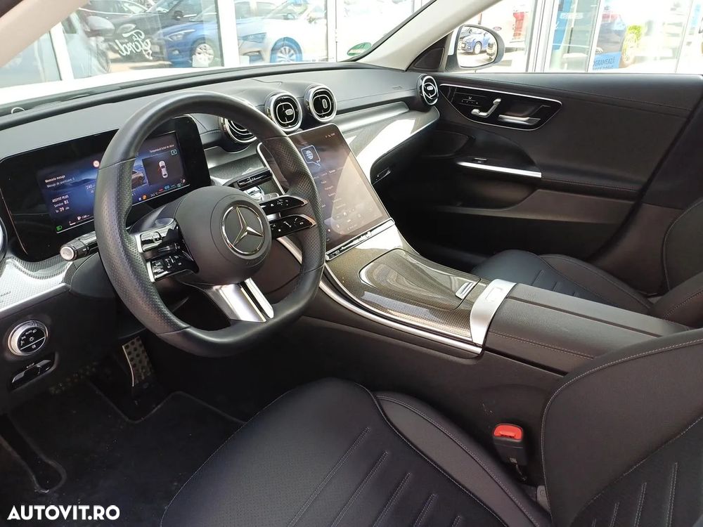 Mercedes-Benz C 180 9G-TRONIC AMG Line - 11