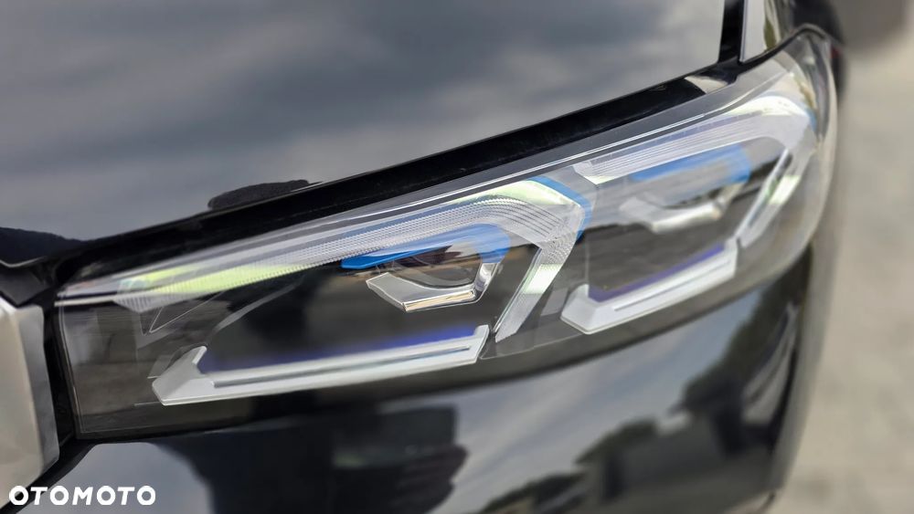 BMW Seria 3 330i xDrive M Sport sport - 16