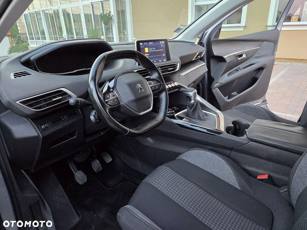 Peugeot 3008 - 8