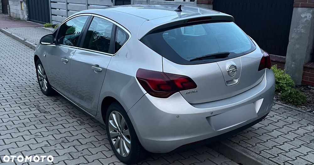 Opel Astra 1.6 Cosmo - 3