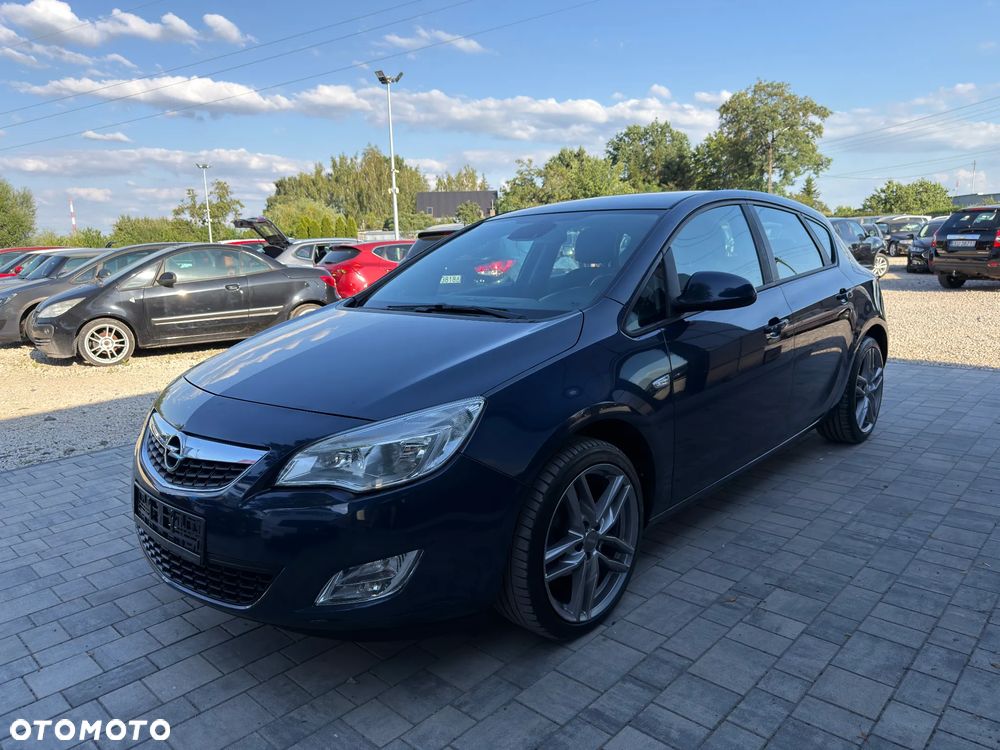 Opel Astra 1.4 T Cosmo - 19
