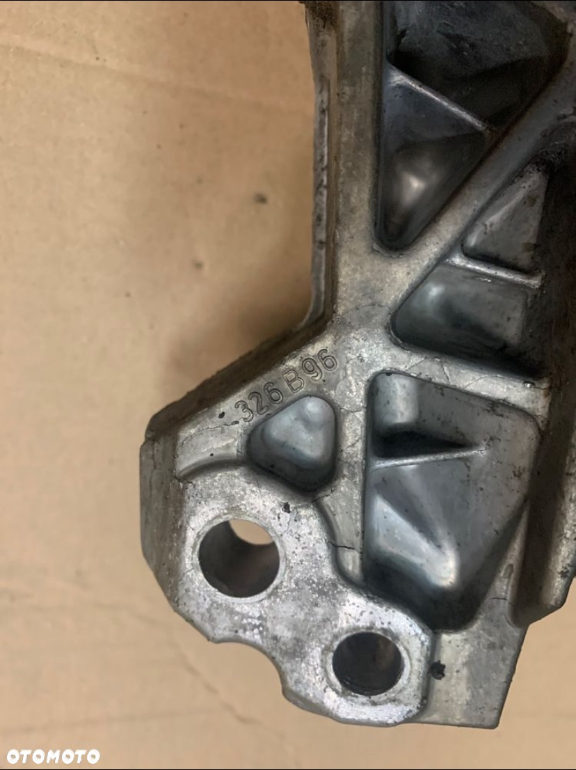 326B96 łapa poduszka silnika 2.0 hdi Peugeot 407 - 4