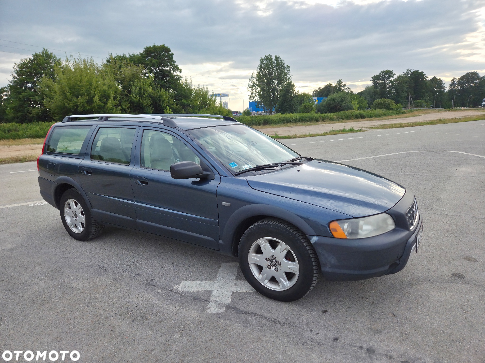 Volvo XC 70 2.4 AWD Automatik Momentum - 9