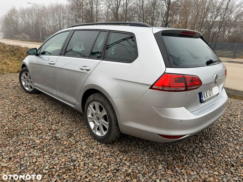Volkswagen Golf 1.6 TDI BlueMotion Comfortline - 4
