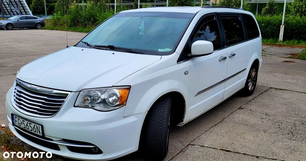 Chrysler Town & Country 3.6 Limited - 1