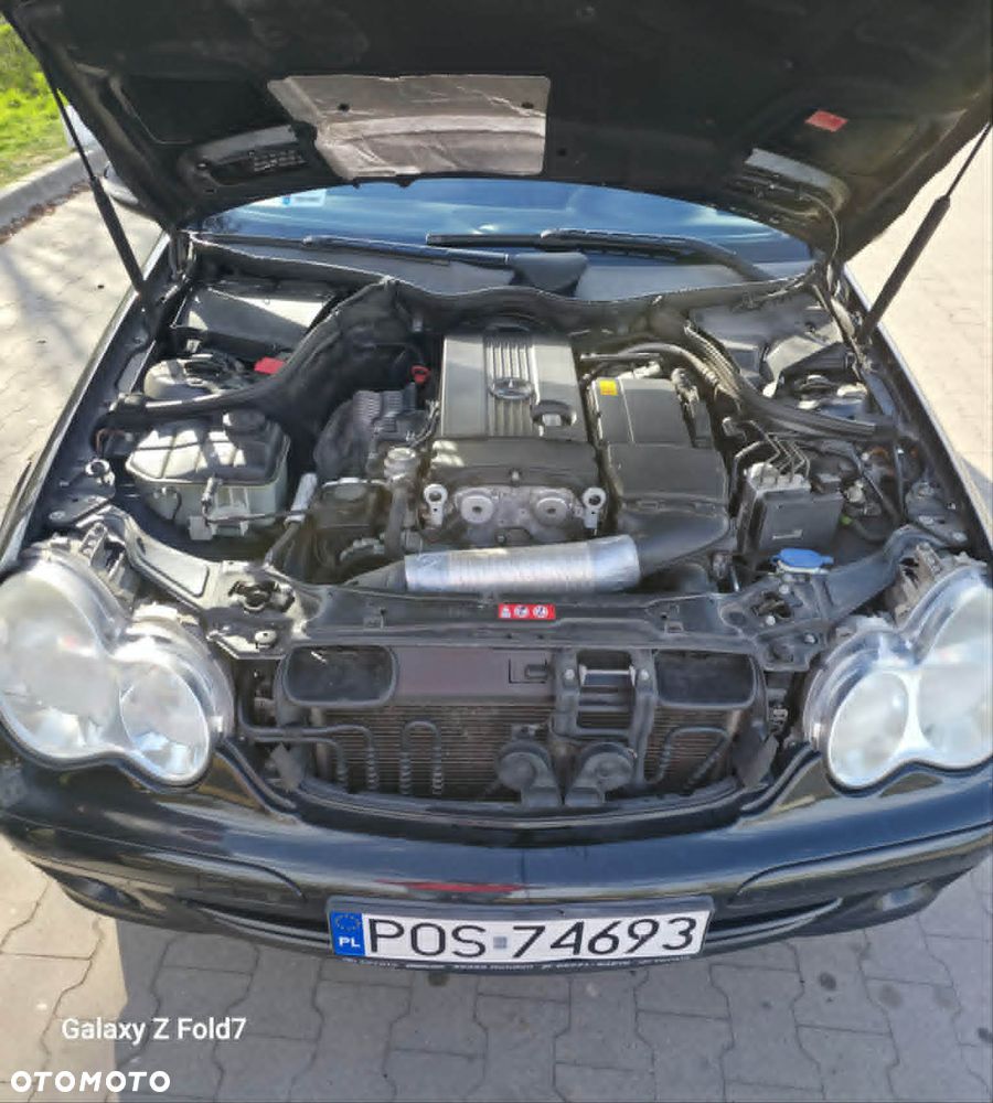 Mercedes-Benz Klasa C 180 T Kompressor Classic - 5