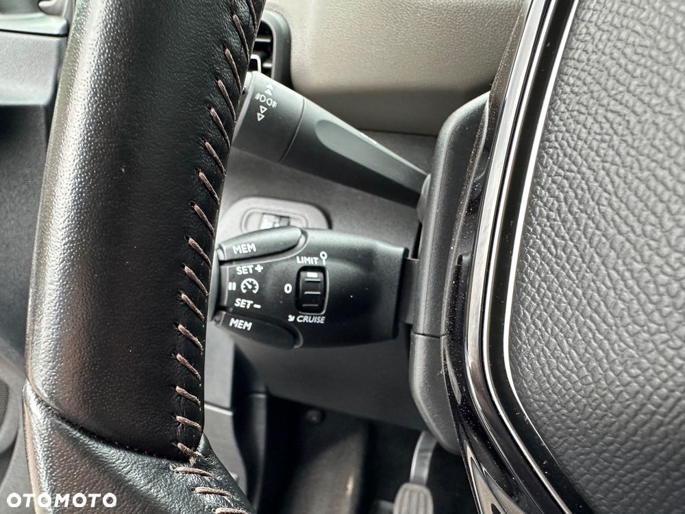 Peugeot Rifter PureTech 110 L2 Active - 12