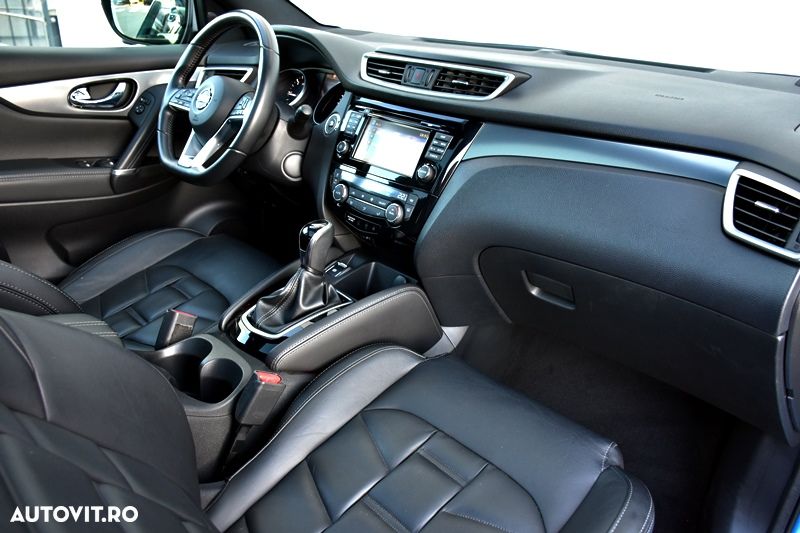 Nissan Qashqai 1.6 DCI Xtronic TEKNA+ - 17
