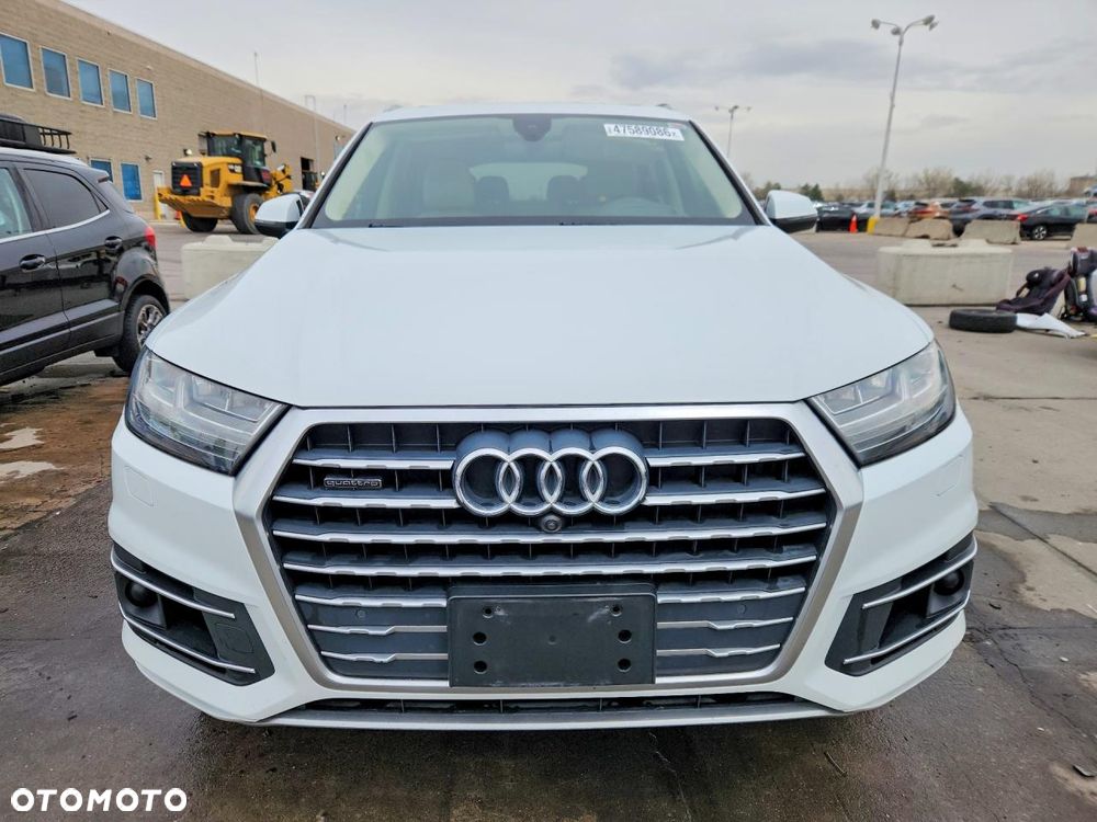 Audi Q7 3.0 TFSI Quattro Tiptronic - 6