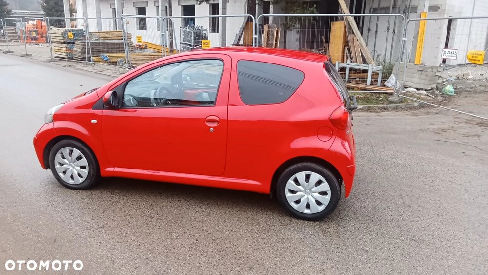 Toyota Aygo Multi Mode Club - 11