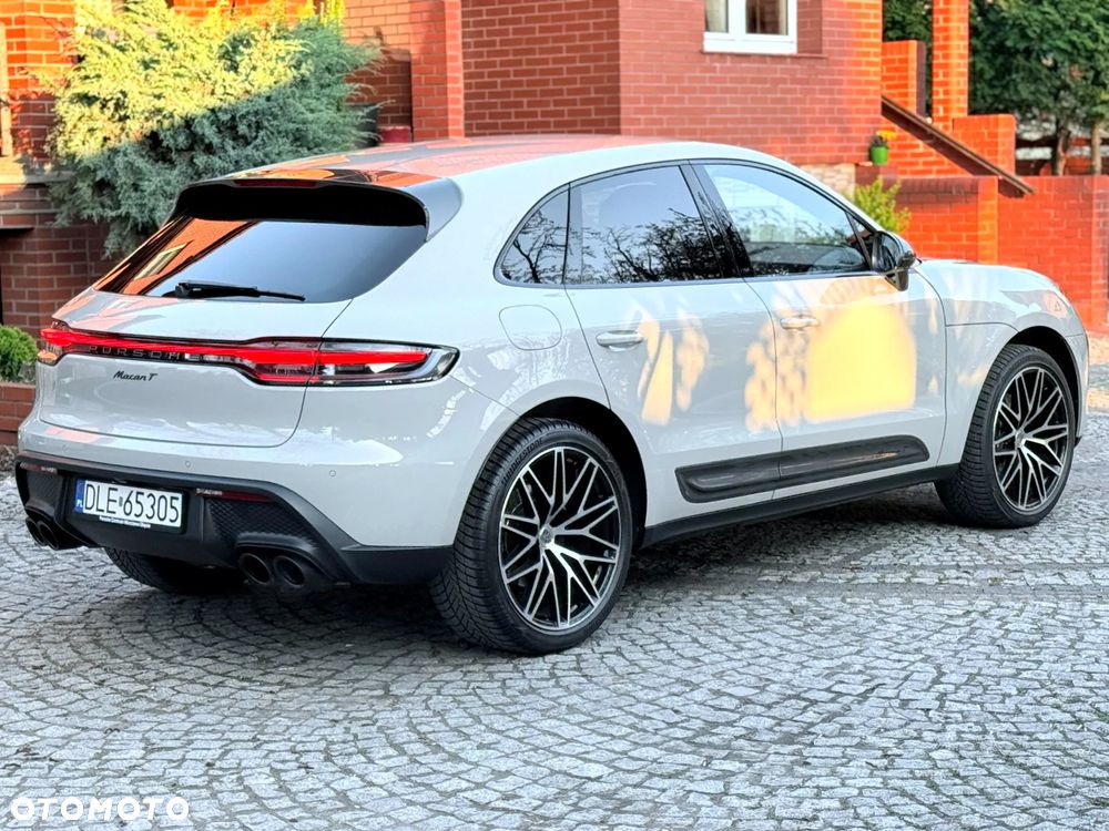 Porsche Macan T - 38