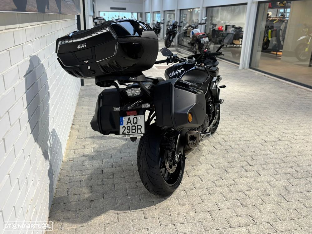 Suzuki GSX 1000 GT - 5
